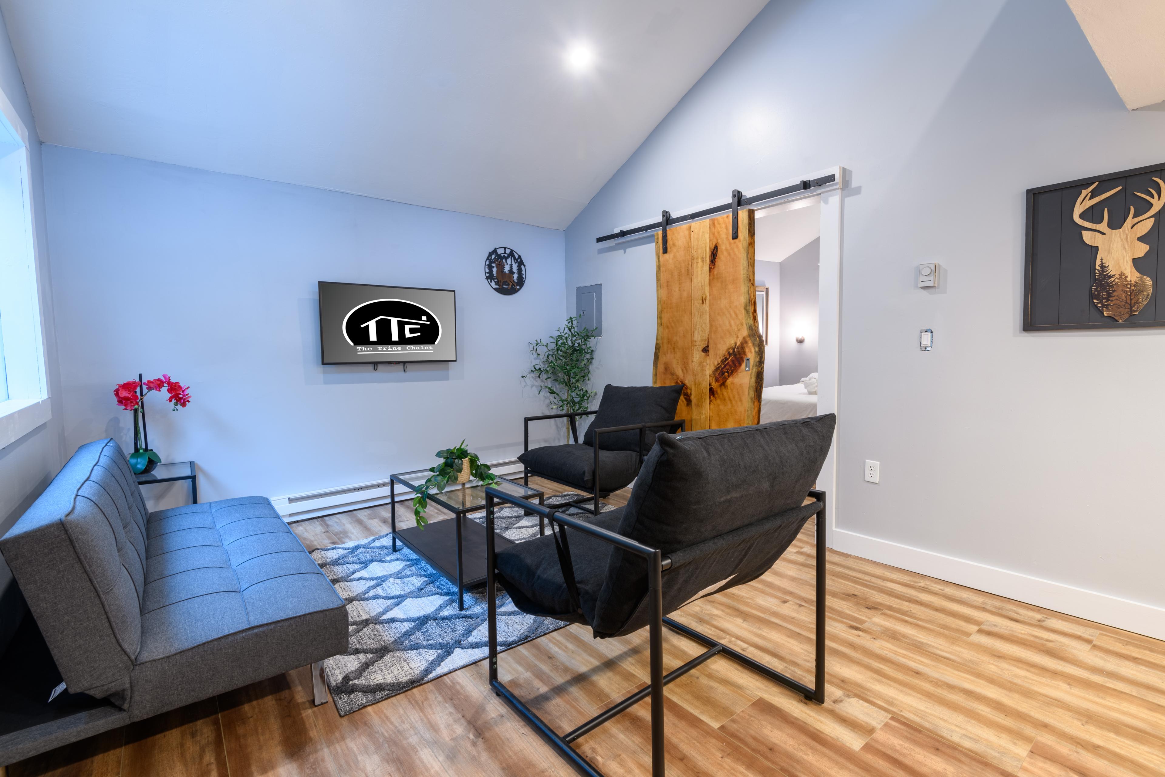 Upper suite living room